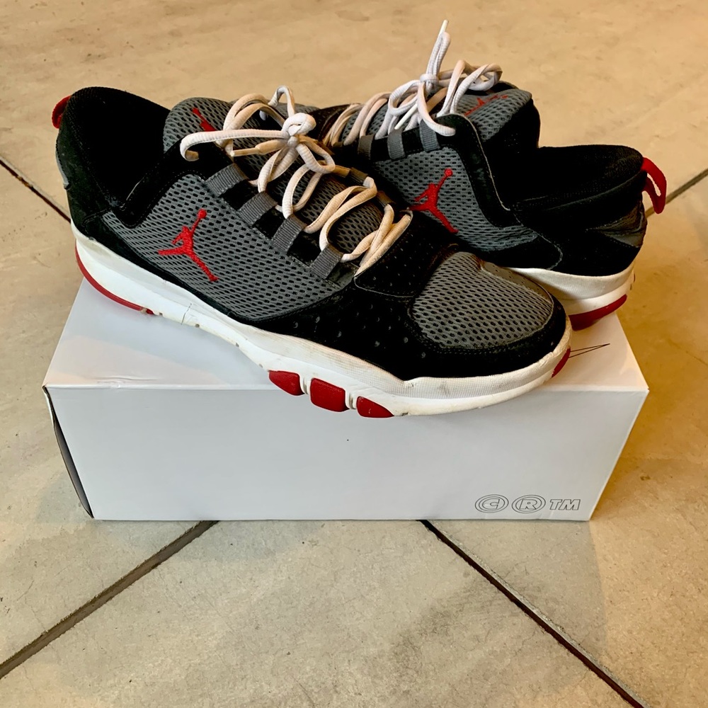 Jordan Trainers